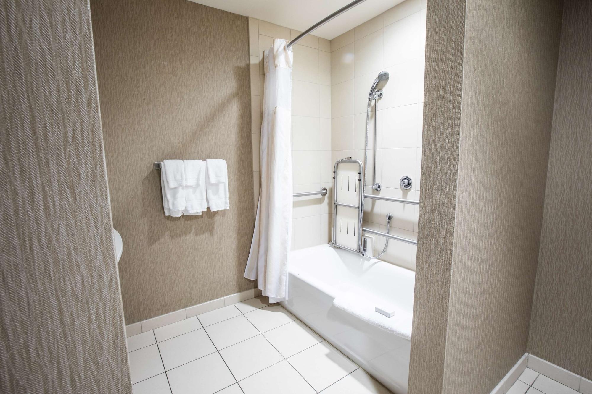 Hilton Garden Inn Clifton Park Eksteriør billede